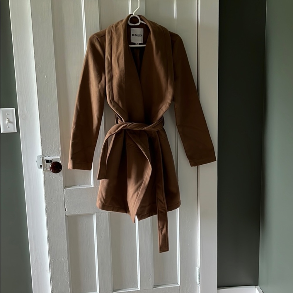 BB Dakota women’s midi wrap coat